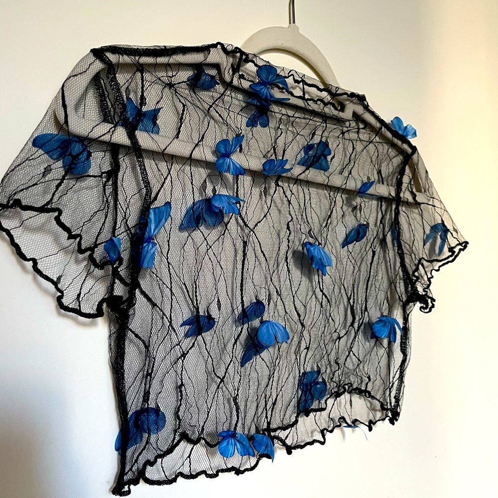 Butterfly short sleeve crop top!!